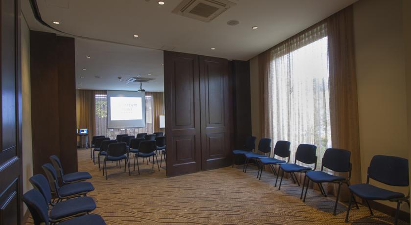 Hotel Morrison Usaquen Bogotá Exteriör bild The interior of the conference room