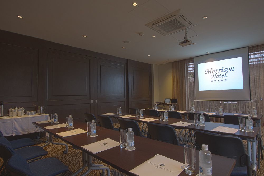 Hotel Morrison Usaquen Bogotá Exteriör bild A typical meeting room